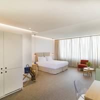 Avenue Suite