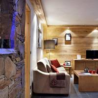 One-Bedroom Apartment (4 Adults) with Spa Access