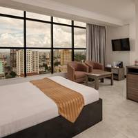 Deluxe Queen Room - High Floor