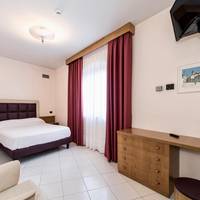 Superior Double or Twin Room with Sea View
