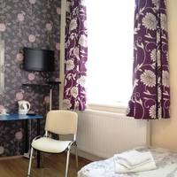 Twin Room with Private Bathroom