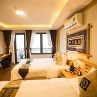 Deluxe Triple Room (1 Double Bed + 1 Single Bed)