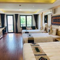 Deluxe Triple Room (3 Single Beds)