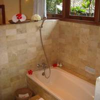Deluxe Double Room with Garden View