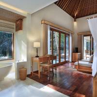 River Pool Villa
