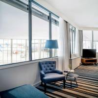 Junior Suite with Runway View