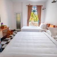 Deluxe Family Suite