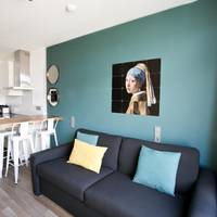 Deluxe One Bedroom Apartment