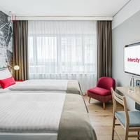 Twin Room (Public Transport Ticket included)
