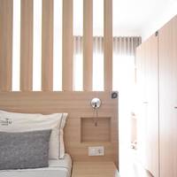 Standard Twin Room with Shared Bathroom