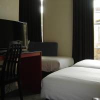 Small Triple Room