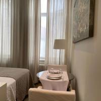 Small Double Room with Bath Tub