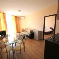 One-Bedroom Apartment (4 Adults)