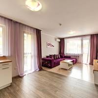 One-Bedroom Apartment with Balcony (2 Adults)