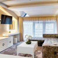 Deluxe Two-Bedroom Apartment with Tsarevets view
