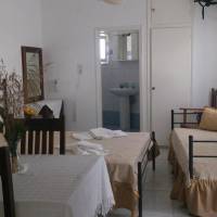 Studio (2 Adults)