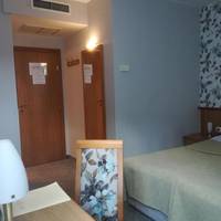 Standard Family Room ( 2 Interconnected Double Rooms)