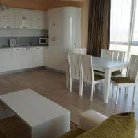 One-Bedroom Apartment with Sea View (2 Adults + 1 Child)