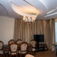 Deluxe Three-Bedroom Apartment with Hot Tub - Self Catering	