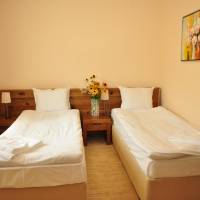 One-Bedroom Apartment (3 Adults + 1 Child)