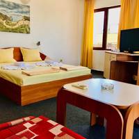 Deluxe Double Room with Balcony and Sea View