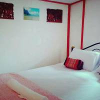 Double Room with Shared Bathroom and Fan