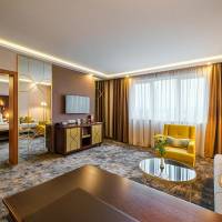 Suite with City View