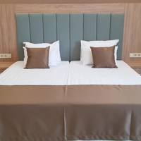 Large Twin Room