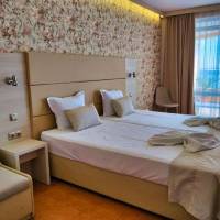 Twin Room with Sea View and Balcony