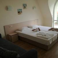 Double or Twin Room with Partial Sea View