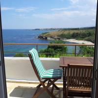 One-Bedroom Apartment with Sea View