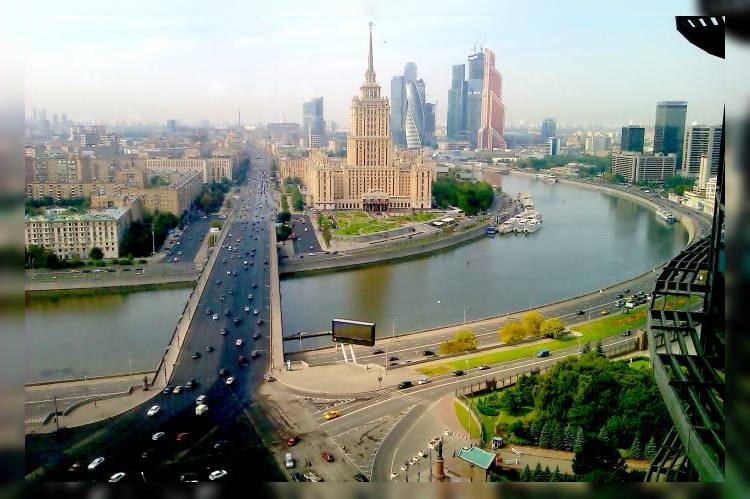 Вид на Москву из офиса Москомтуризма