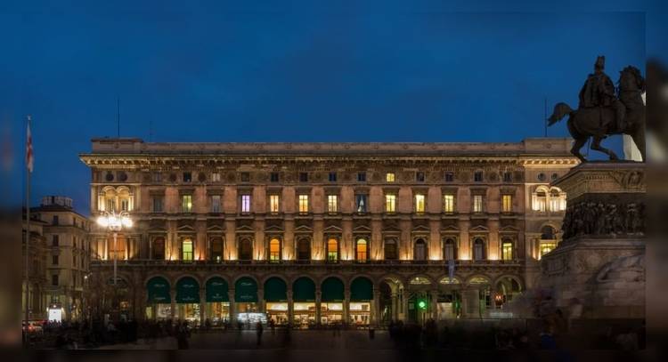 Италия: В Милане открылся роскошный отель с видом на Дуомо