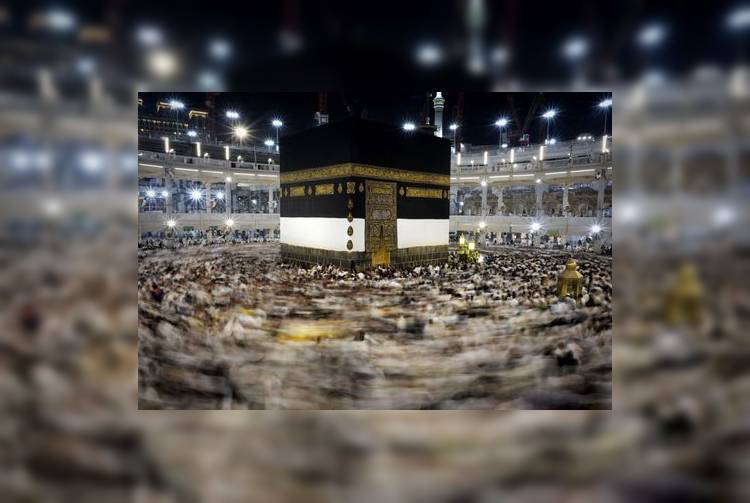 Саудовская Аравия планирует утроить количество туристов, который смогут посещать Великую Мечеть Мекки