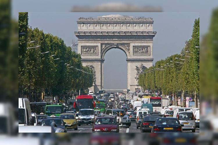 Франция: В январе Париж ожидает транспортный коллапс