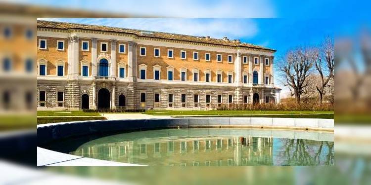 Италия: Королевские сады Турина открылись