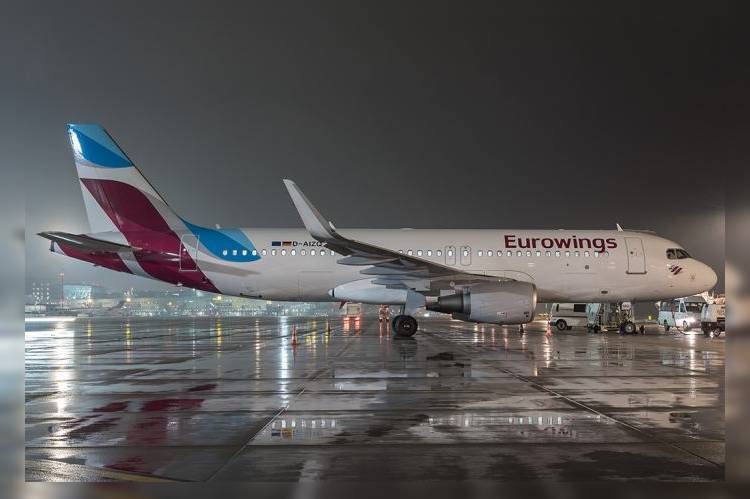 Германия: Бортпроводники Eurowings - за равную зарплату