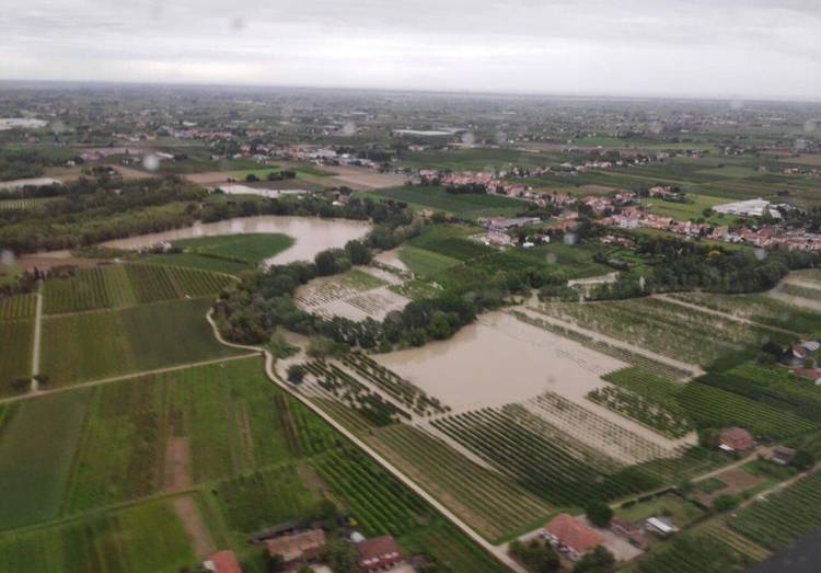 Наводнение в Италии. Начало лета в Европе омрачил сильный шторм