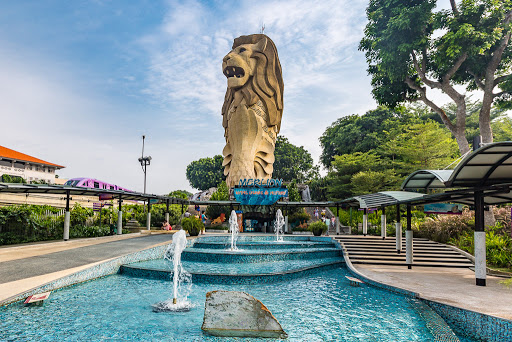 Как китайский вирус угробил туризм в Сингапуре