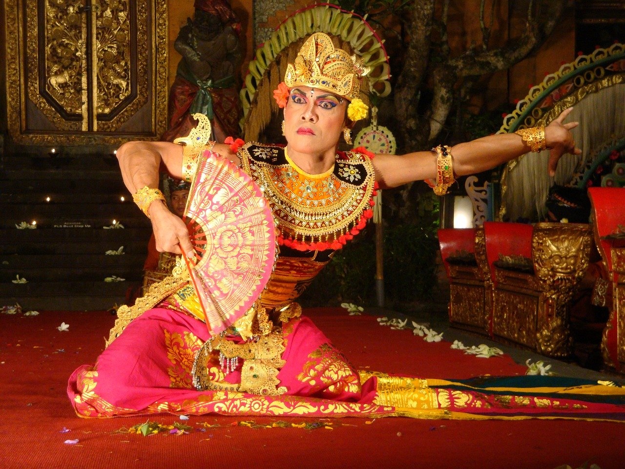 Туристка пожаловалась, что на Бали ее не пустили в храм во время «этих дней»