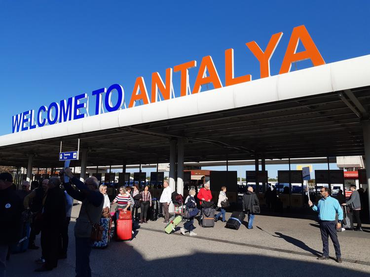 Власти Турции поставили точку в вопросе, каких туристов отправят на карантин