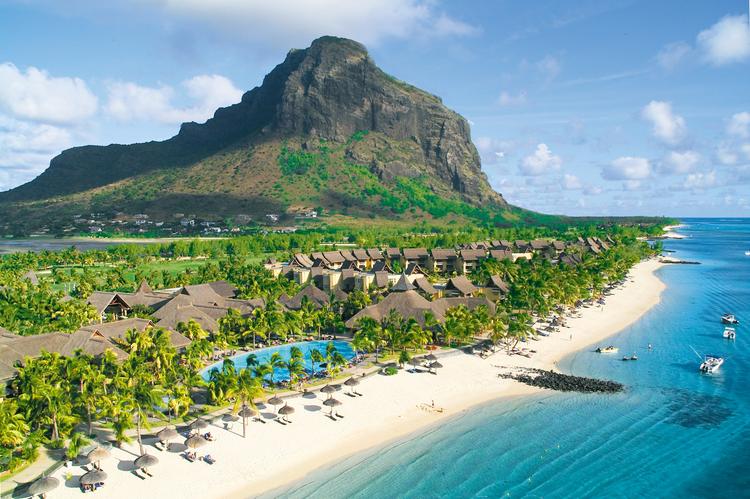 Остров Маврикий вновь открывается для туристов, но кто согласится начать отдых с карантина?