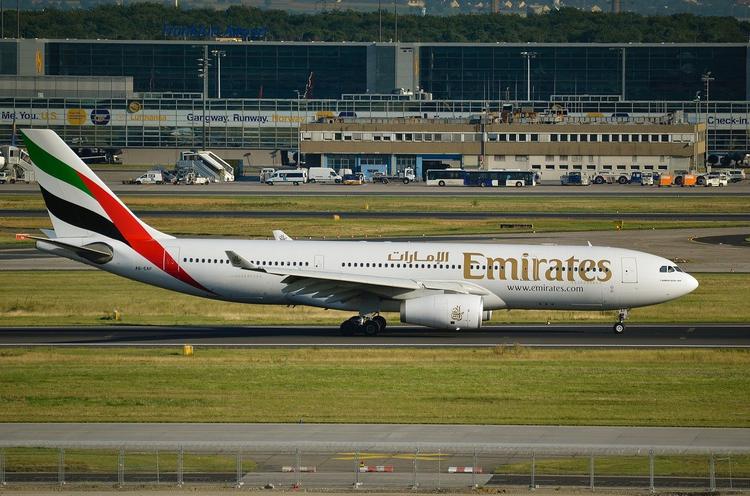 Emirates протестует и не собирается сокращать рейсы в лондонский Хитроу