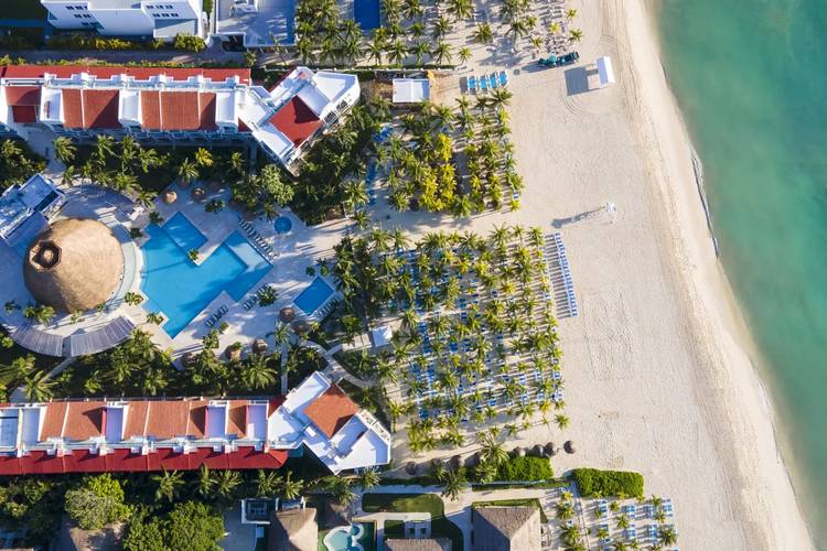 
На Карибском побережье Мексики открылись два обновленных семейных курорта
