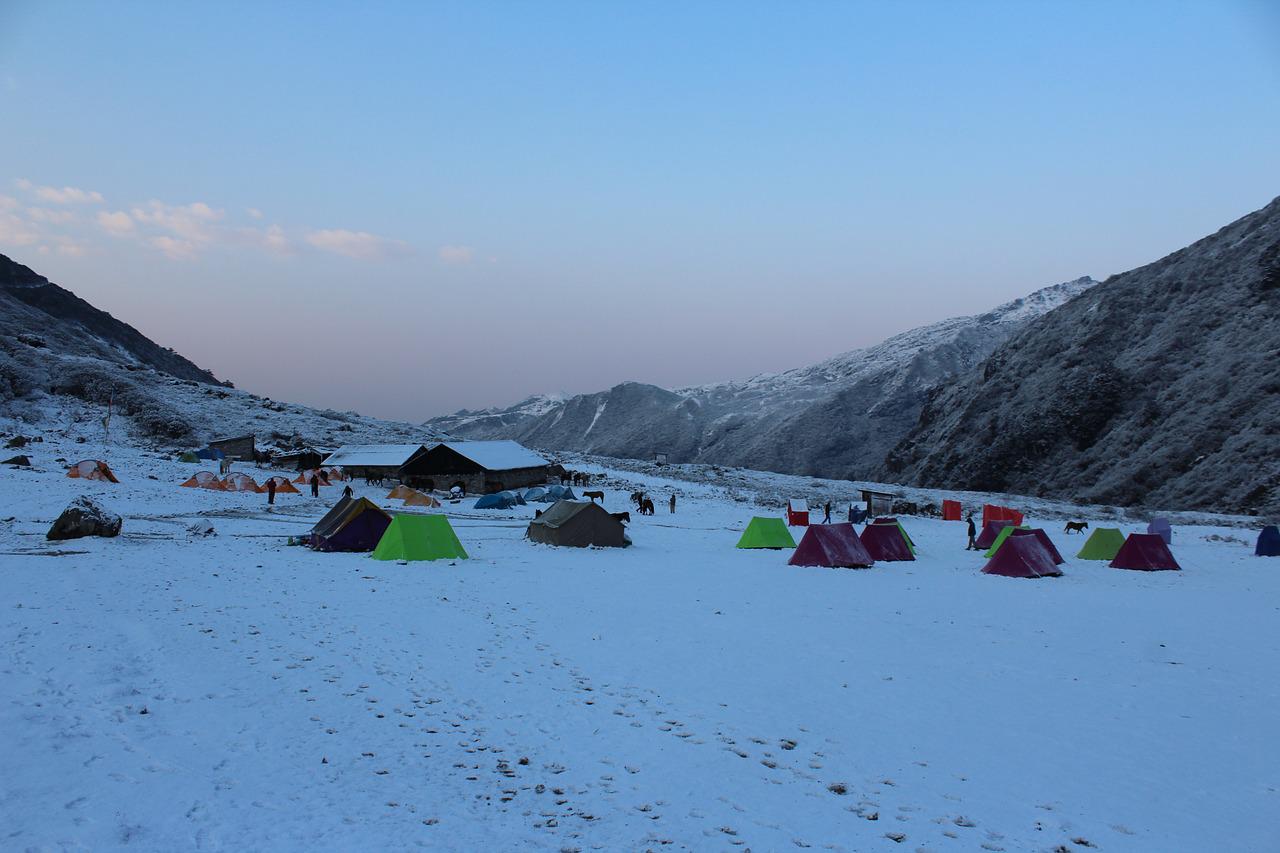 Гималаи будут выдавать иностранным туристам онлайн-разрешения на посещение Сиккима