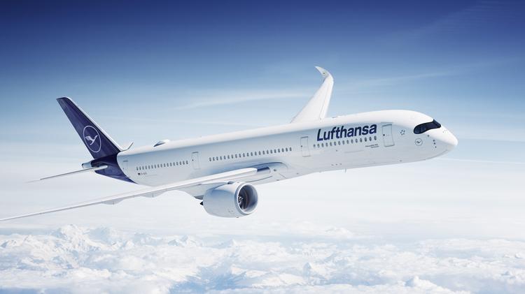 Авиакомпания Lufthansa получила первый Boeing 787 Dreamliner