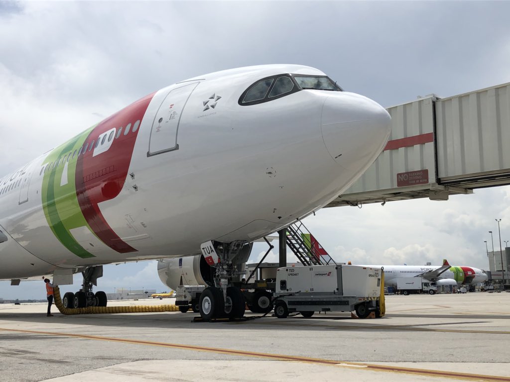 TAP Air Portugal до конца года отменит более 400 пассажирских рейсов