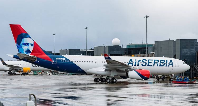 Сербский нацперевозчик Air Serbia перевез в апреле 282 509 пассажиров